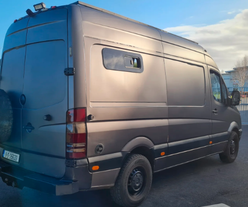 Professional detailing service vehicle